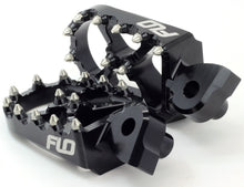 Load image into Gallery viewer, FLO MOTORSPORTS PRO SERIES FOOT PEGS BLACK COBRA FPEG-801BLK