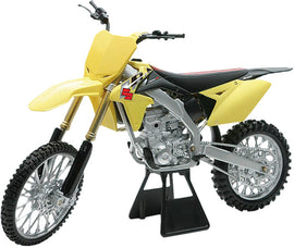 NEW-RAY REPLICA 1:6 RACE BIKE 14 SUZUKI RMZ450 YELLOW 49473