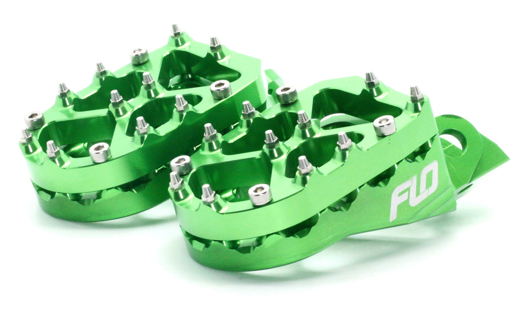 FLO MOTORSPORTS PRO SERIES FOOT PEG RISERS GREEN 13MM FPEG-790GRN