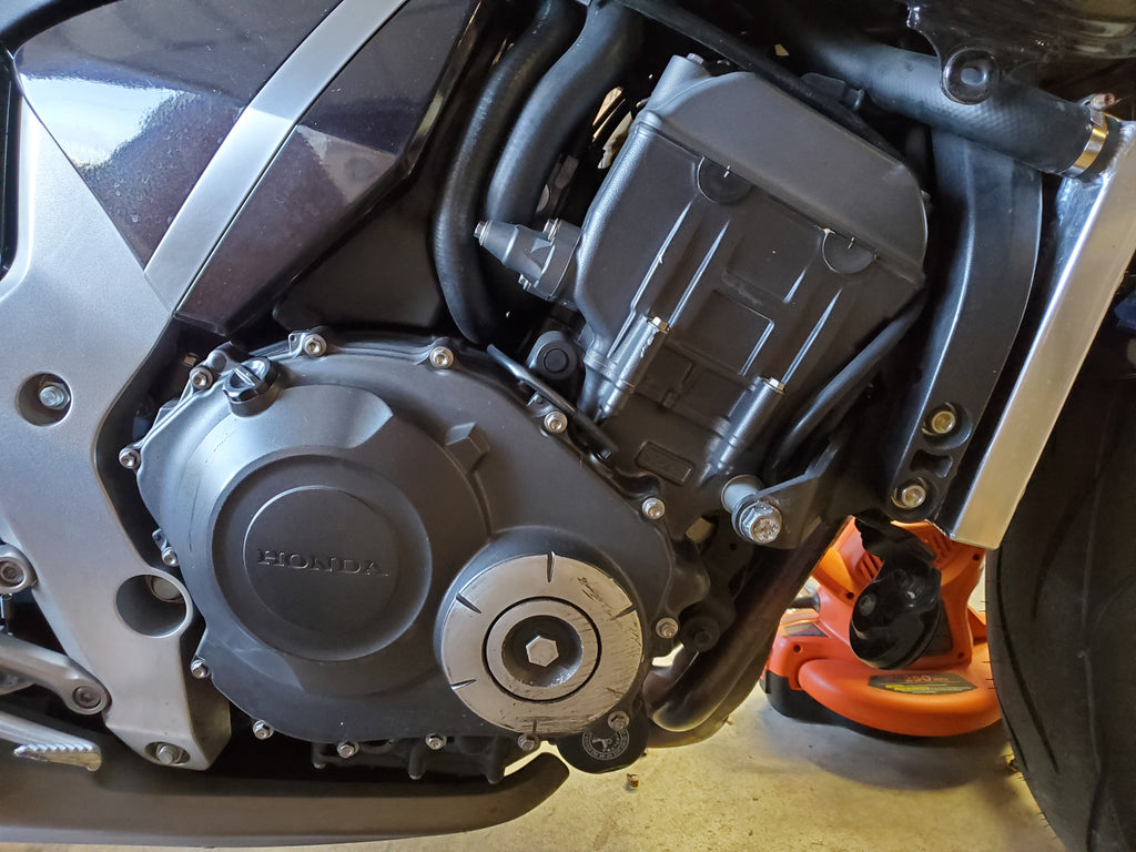 Used takeout 2008 Honda cb1000r engine
