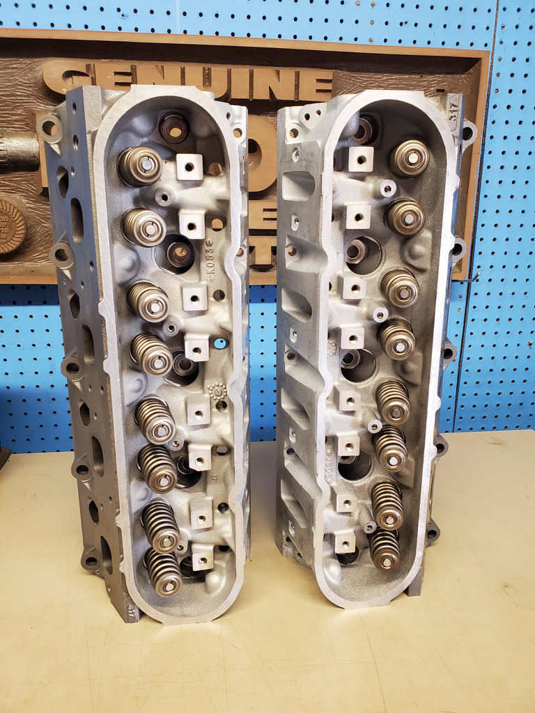In Stock 6.0 GM LS Chevy Cylinder Heads 317 PAIR LQ4 LQ9 SILVERADO SUBURBAN ESCALADE