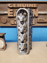 Load image into Gallery viewer, In Stock Brand New 4.8 5.3 706 cylinder head with springs valves guides seals ready to install