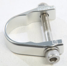 Load image into Gallery viewer, AXIA 1.0&quot; STRAP CLAMP SILVER MODCL1.0-C