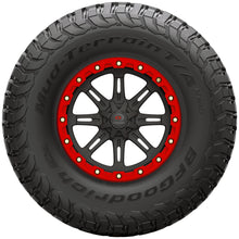 Load image into Gallery viewer, BFGOODRICH TIRE MUD TERRAIN KM3 F/R 32X10R15 RADIAL PR8 40964