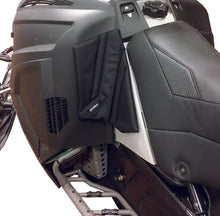 Load image into Gallery viewer, SPG CONSOLE KNEE PADS A/C ACKP460-BK