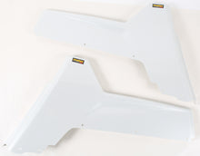 Load image into Gallery viewer, MAIER REAR FENDERS WHT CARBON RZR 19475-31