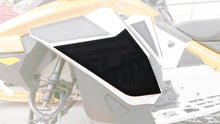 Load image into Gallery viewer, 2 COOL MAIN SIDE PANEL VENTS S-D GEN4 SK-451