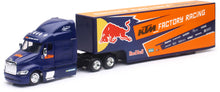 Load image into Gallery viewer, NEW-RAY REPLICA 1:43 SEMI TRUCK 17 RED BULL KTM RACE TRUCK 15973
